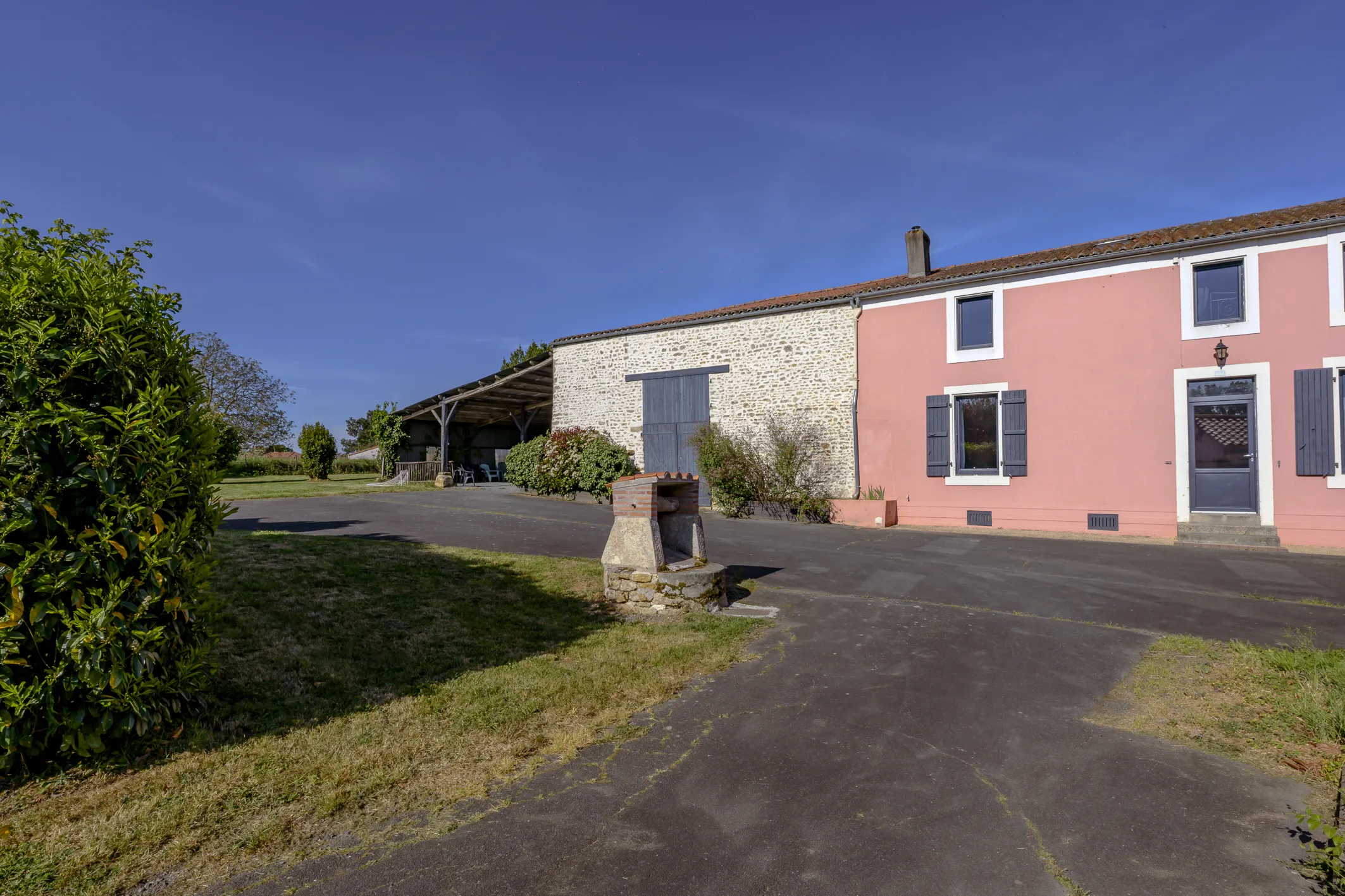 Corps de Ferme - vue extérieur